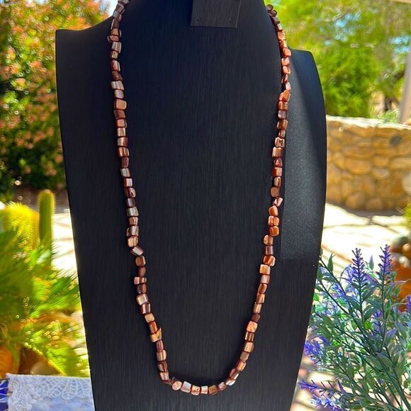 Vintage Amber Peach Mother of Pearl Shell Infinity Necklace - Picture 3 of 7